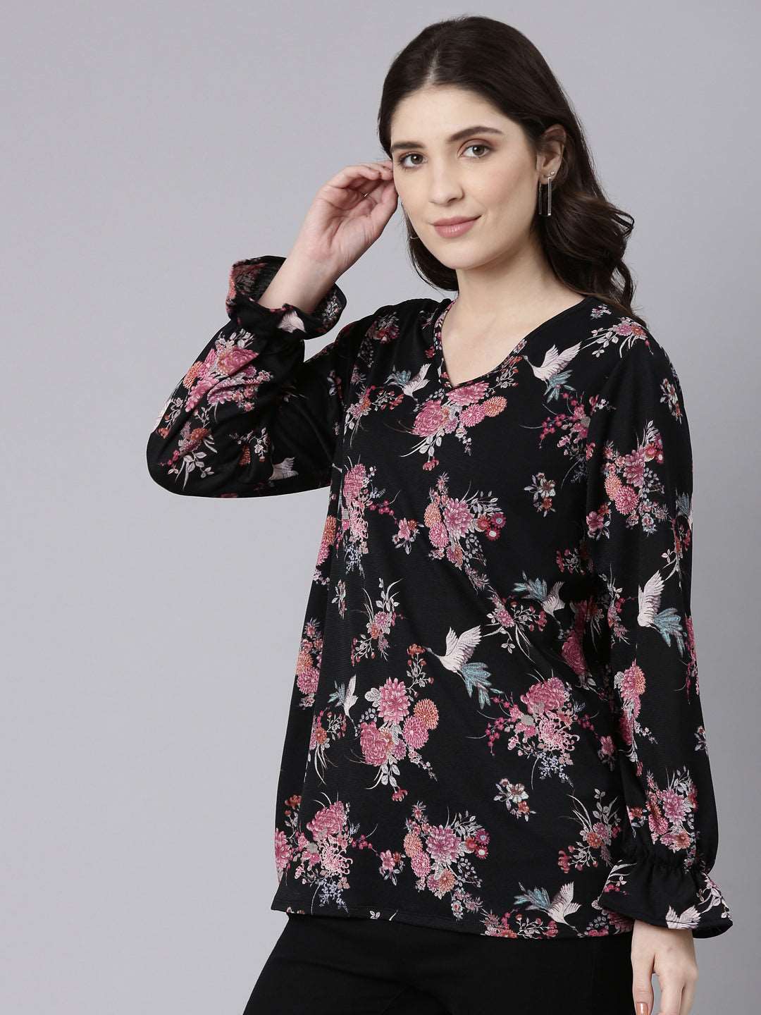 TheShaili Casual Floral Black Full Sleeves V Neck Top for Womens & Girls/Casual Top for Office College Work Casual Wear